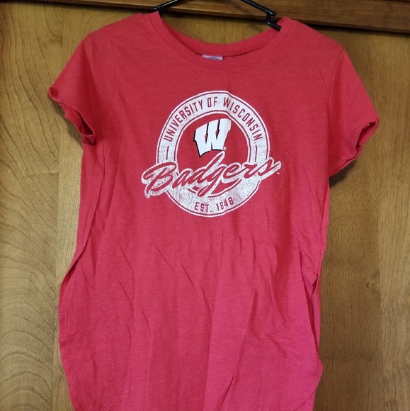 Wisconsin Badger Tshirt - Picture 2 of 4